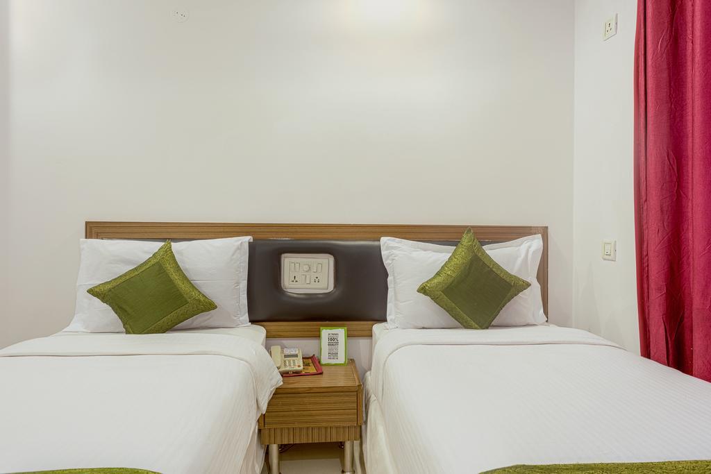 Arihant Hotel Χιντεραμπάντ Εξωτερικό φωτογραφία